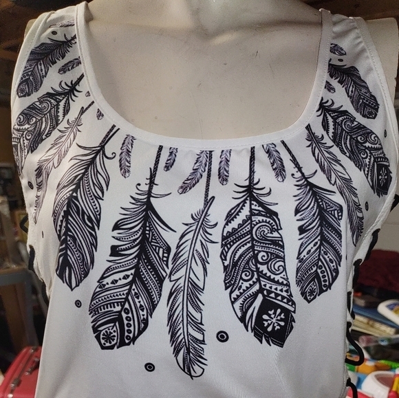 Summer Tops - Picture 5 of 9